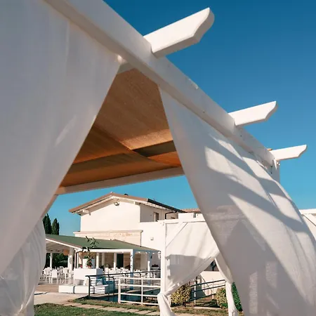 Zyra Garden Club 4* Acquaviva delle Fonti