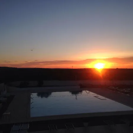 Bed & Breakfast Zyra Garden Club 4*