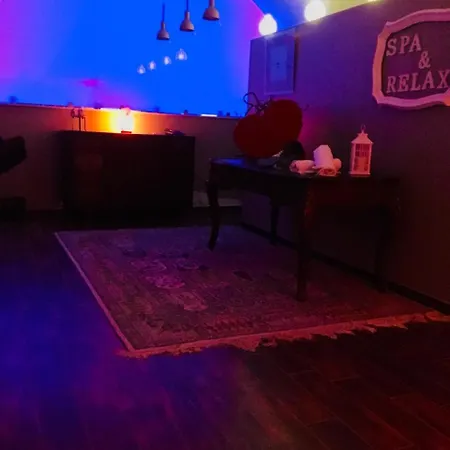 Zyra Garden Club Bed & Breakfast 4*